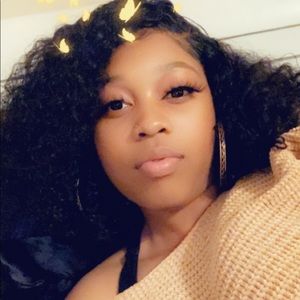 Meet your Posher, Kia